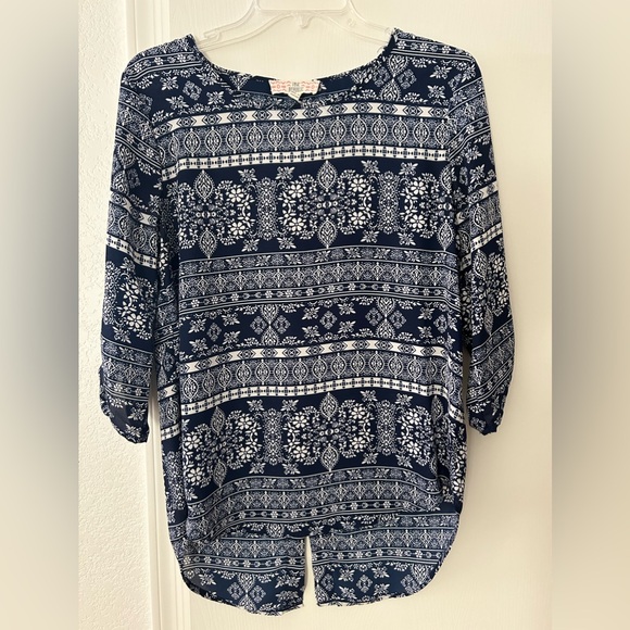 Pink Republic Dark Blue 3/4 Sleeve Tunic. Size Medium. - Picture 1 of 10